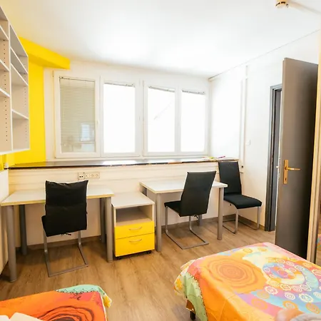Sd Korotan Hostel